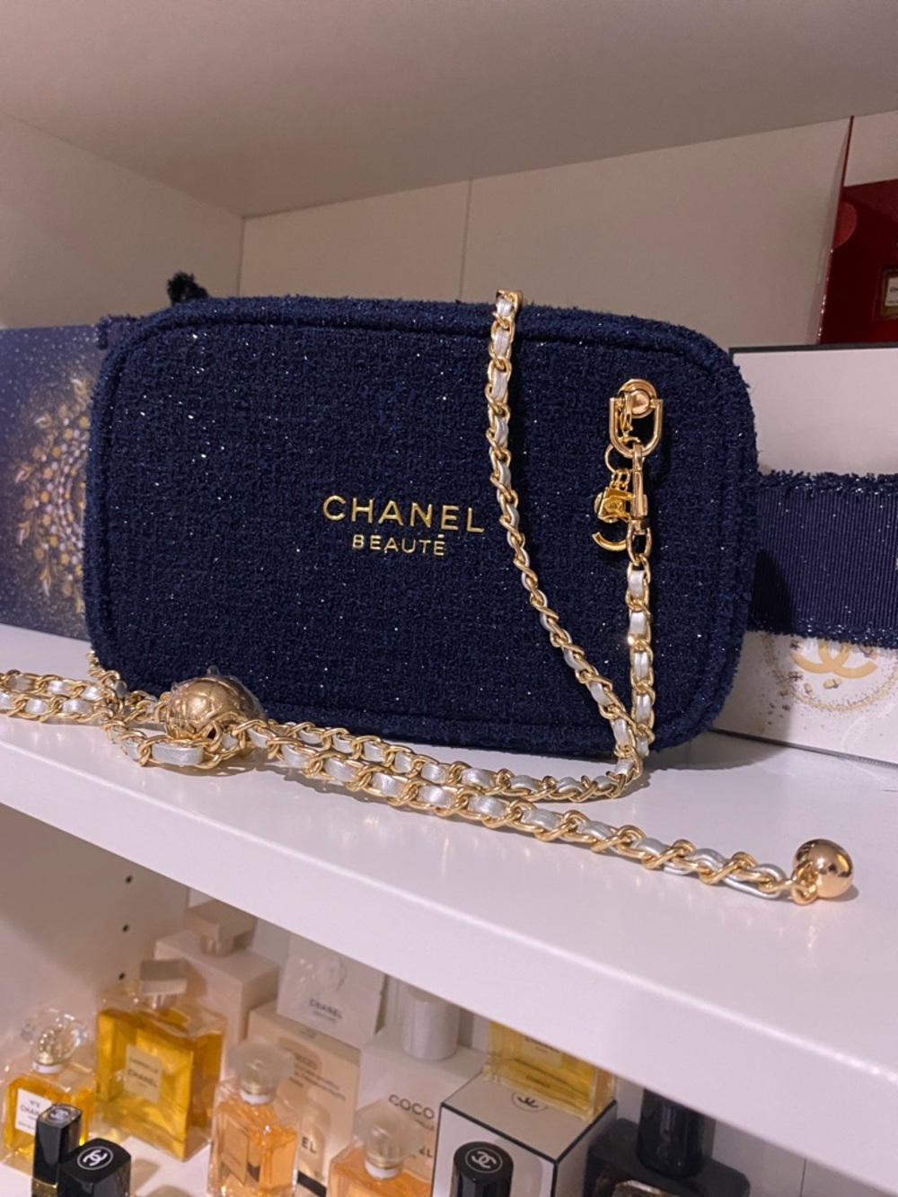 Chanel Navy Bag - Picture 4 of 9